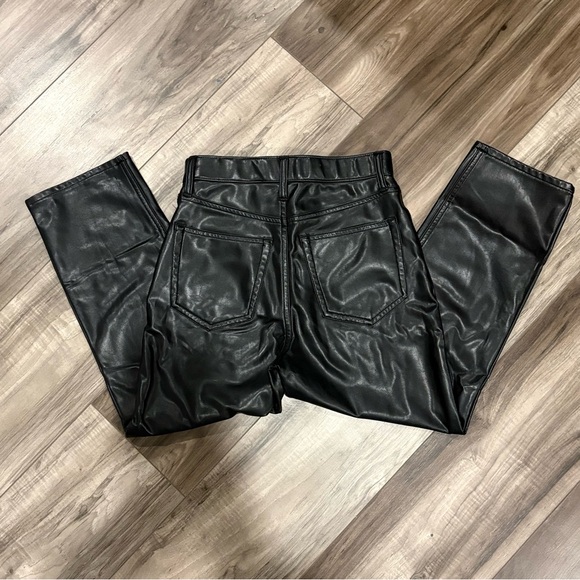 ✨Abercrombie & Fitch✨ Black Vegan Leather Ankle Straight Ultra High Rise 25/0 XS - Picture 6 of 12